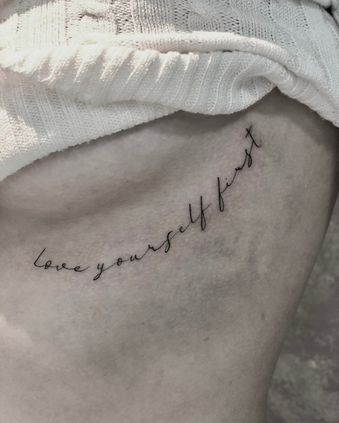 tatuagem delicada, traços finos, tatuagem feminina, tatuagem perto de mim, flash tattoo, tattoo, tatuagem no braço, florianópolis, fine art tattoo - 6
