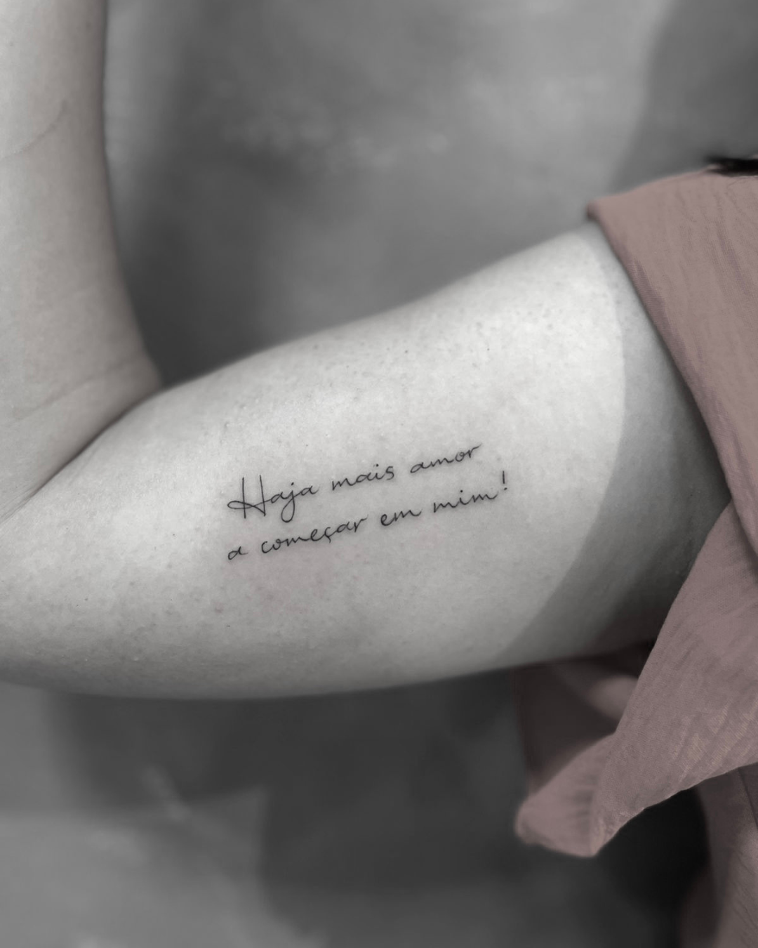 tatuagem delicada, traços finos, tatuagem feminina, tatuagem perto de mim, flash tattoo, tattoo, tatuagem no braço, florianópolis, fine art tattoo - 7